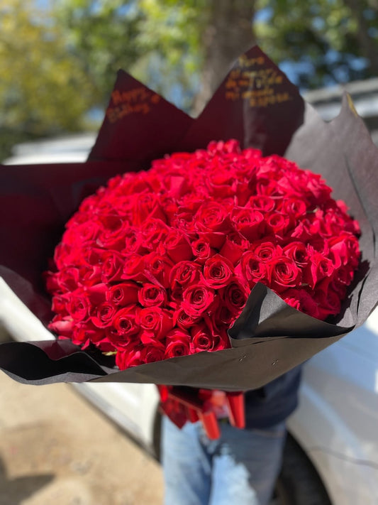 200 Roses Flower Buchon Bouquet In Houston and Dallas