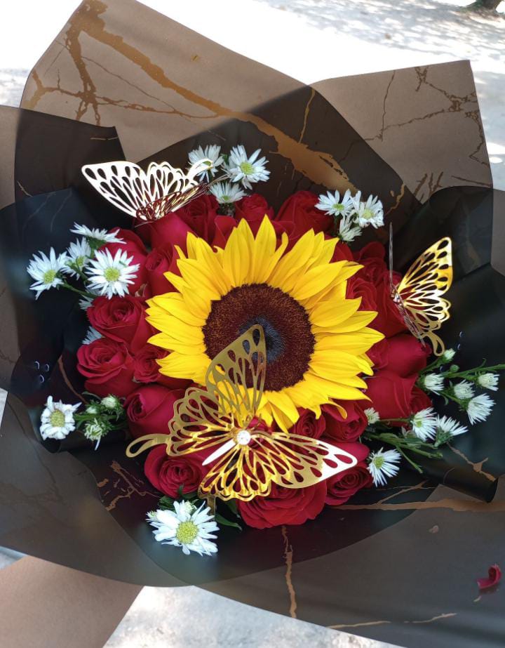 24 Roses & 1 Sunflower Bouquet with Accessories💐🌻🦋