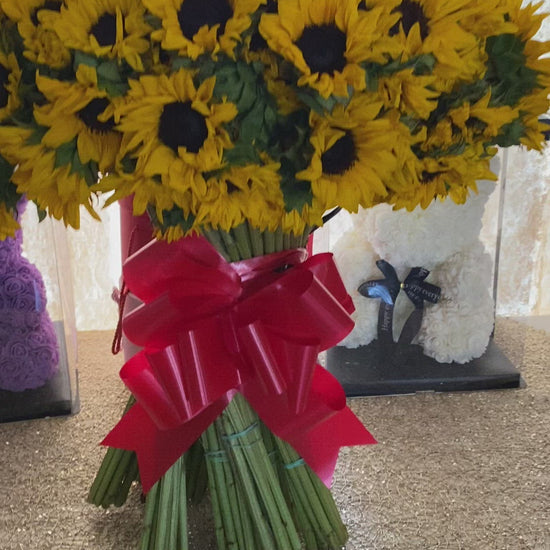 50 Sunflowers Buchon Bouquet