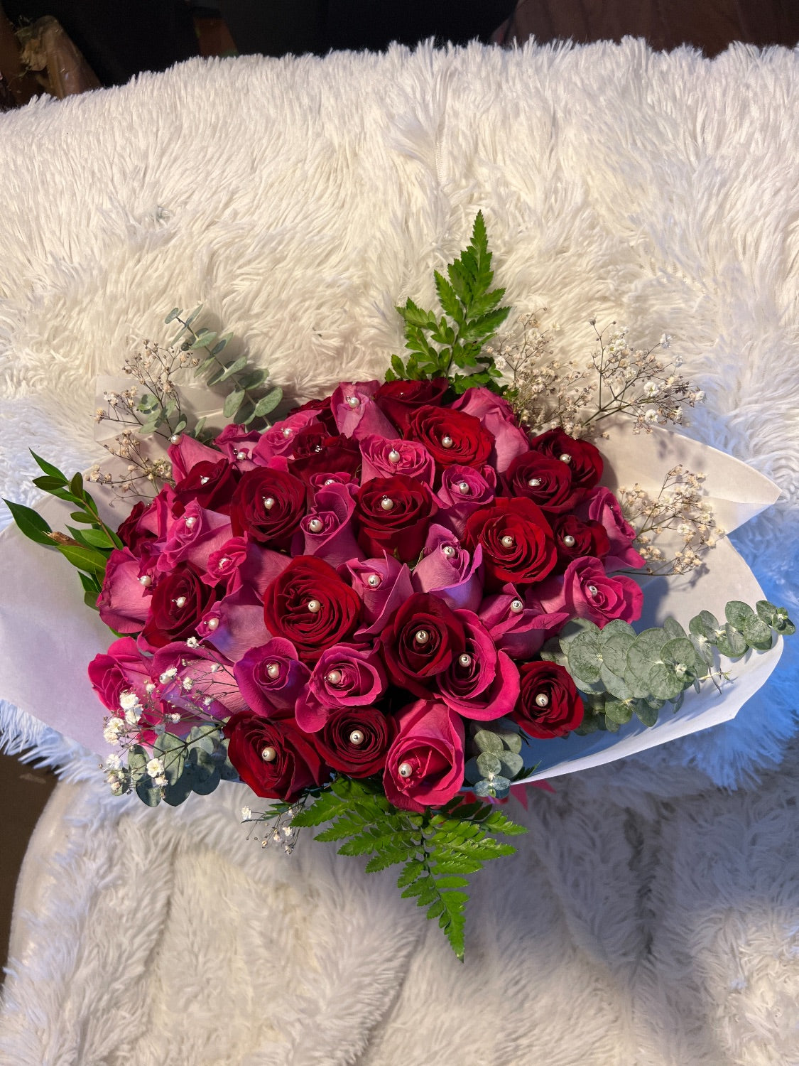 50 Roses Flower Buchon Bouquet with Pearls
