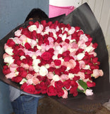 buchon bouquet of 300 roses😍🌹🌹😍