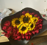 Medium bouquet roses and sunflowers 🌻🌹